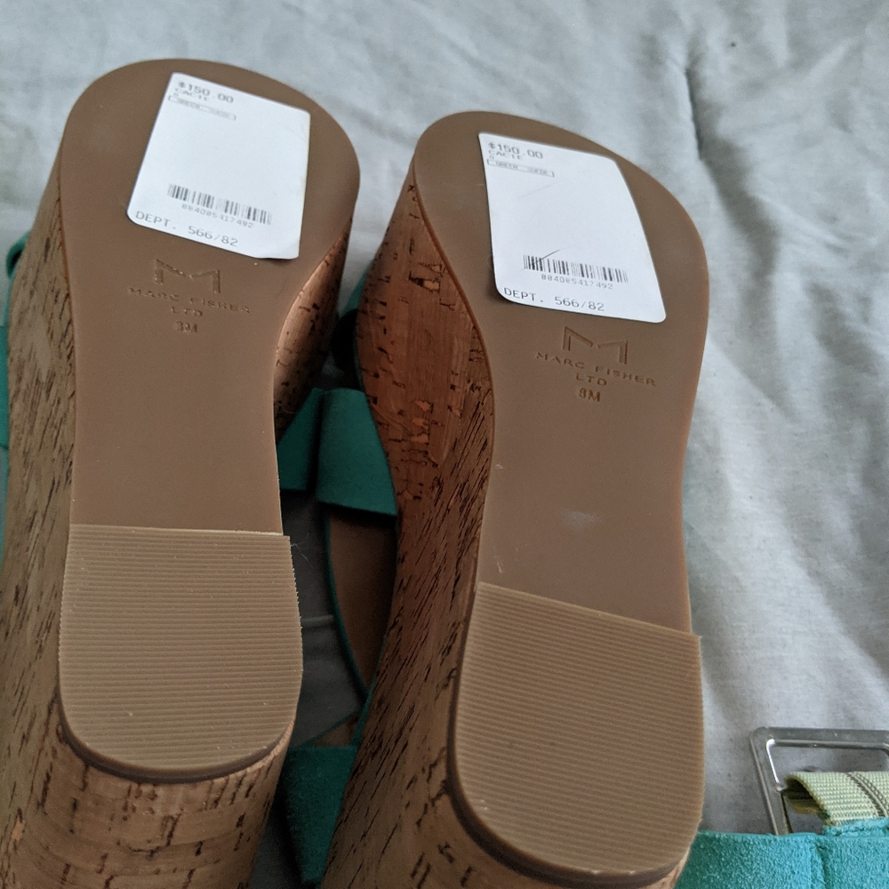 NWT Marc Fisher Heels - Picture 2 of 5
